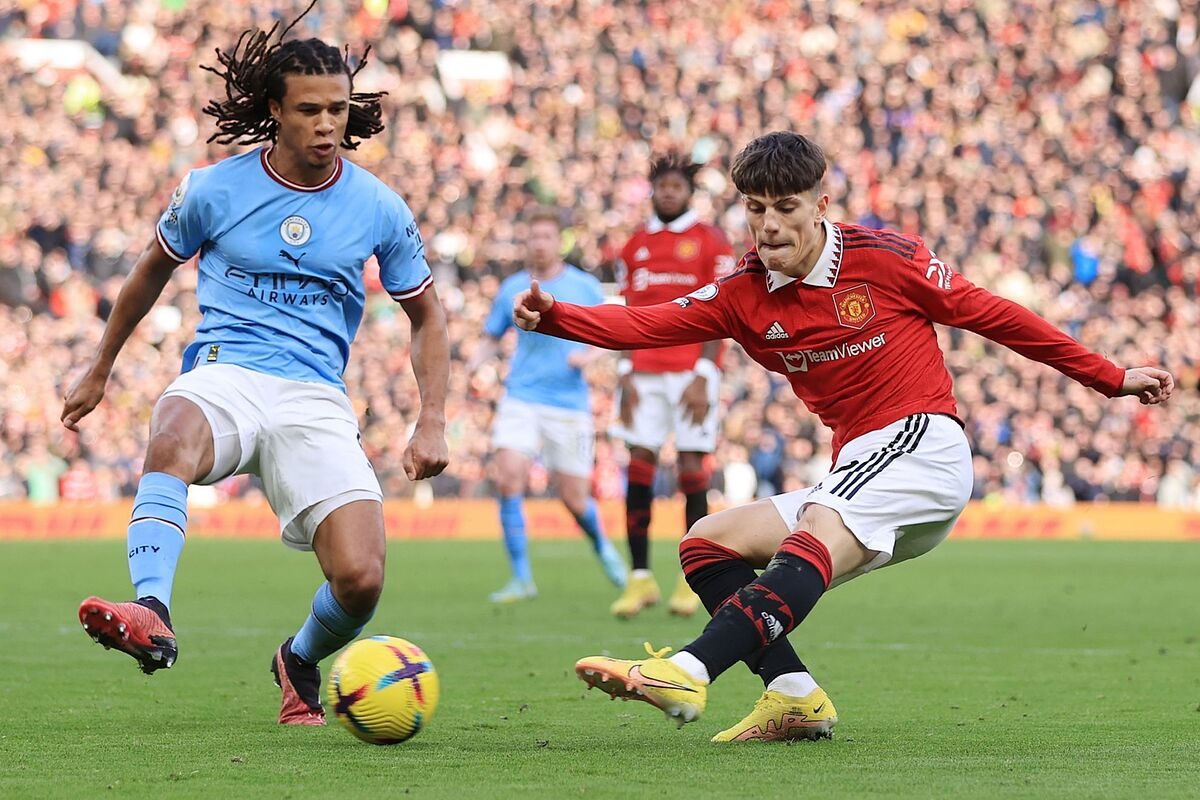 แมนเชสเตอร์ยูไนเต็ดลดราคาขายอเลฮานโดร การ์นาโช่ลงและแต่งตั้งผู้รักษาประตูต่างชาติคนใหม่แทนอันเดร โอนานา