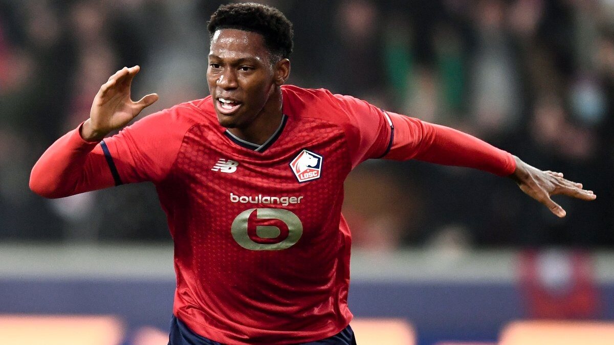 สเปอร์ส กำลังจะพิจารณาแข้งใหม่