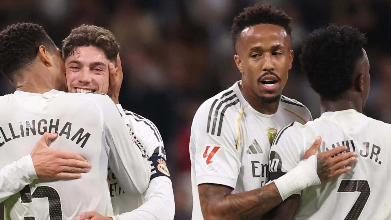 โลส บลังโกส ไกล้ บรรลุดีล ดาโยต์ อูปาเมกาโน หลังจากการยอมรับดีลได้