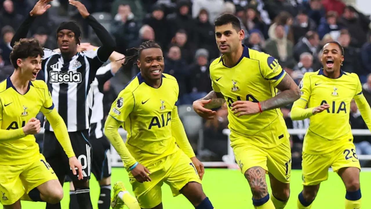  นิวคาสเซิล ยูไนเต็ด 2-2 สเปอร์ส ไฮไลท์ ผู้เล่นยอดเยี่ยม สถิติ ขณะที่คริสเตียน โรเมโร่ ทำประตูจักรยานอากาศในเกมกลับมา