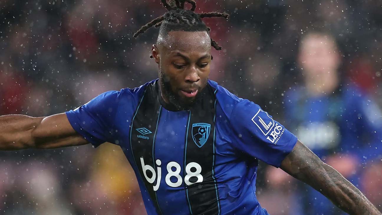 ลิเวอร์พูล แมนซิตี้ ได้รับข่าวดีในการแข่งขันเพื่อคว้าดาวรุ่งบอร์นมัธ