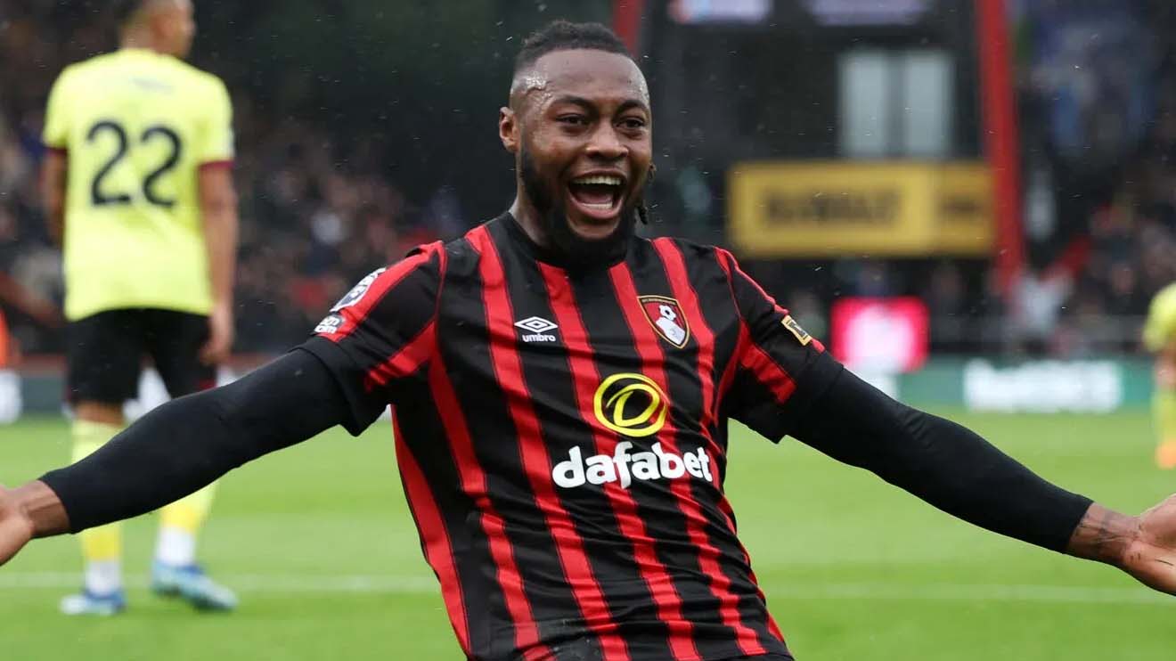 ท็อตแน่มมีอาวุธลับสำคัญในการไล่ล่าแอนโทนี เซเมนโย มูลค่า 65 ล้านปอนด์ ขณะที่ภัยคุกคามจากอาร์เซนอลถูกวิเคราะห์