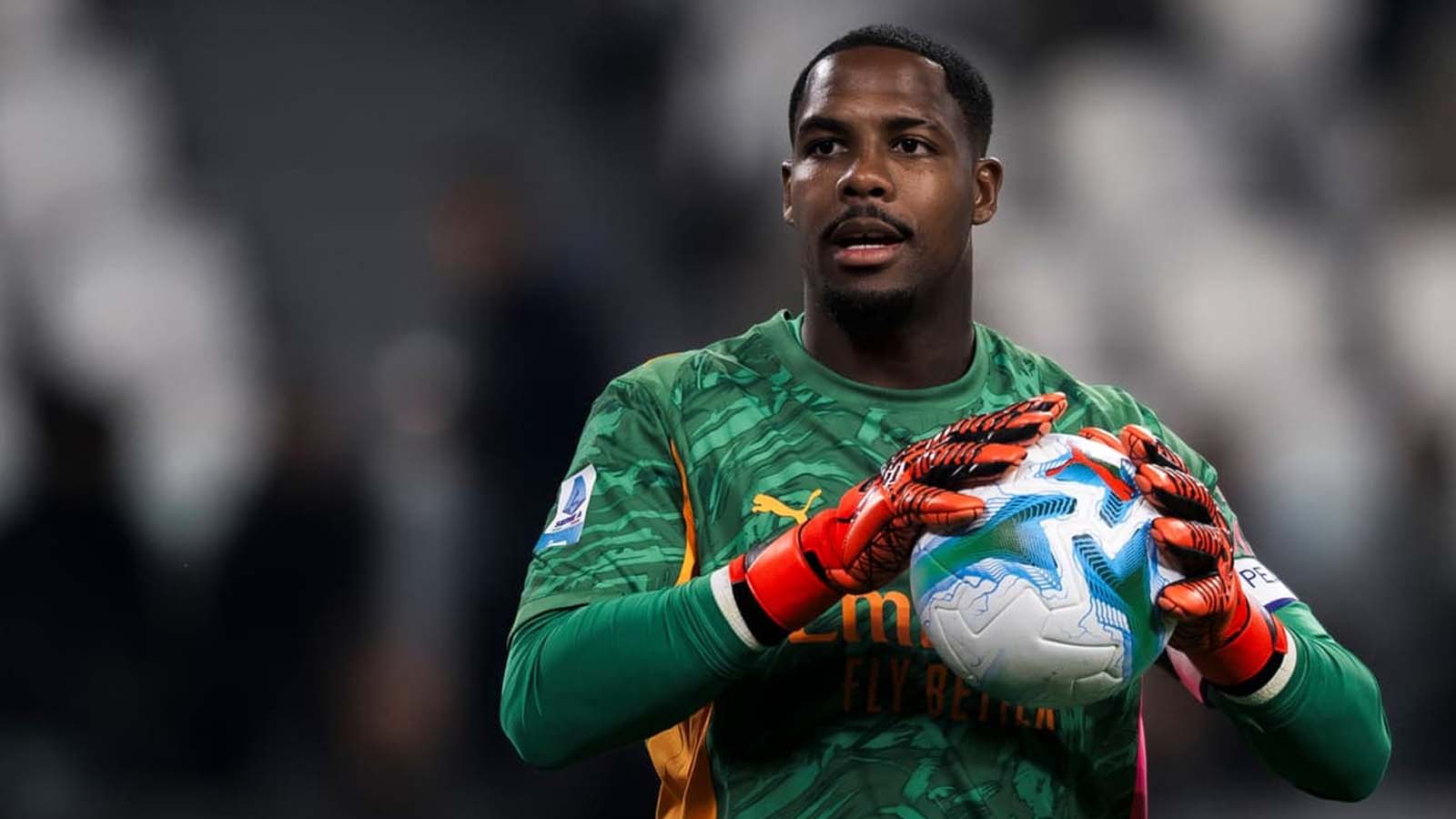 อาร์เซนอล แสดงความสนใจในการเซ็นสัญญา ผู้รักษาประตูวัย 20 ปีของเอซี มิลาน ที่เคยเซฟจุดโทษ 3 ครั้งกับทีมกันเนอร์ส