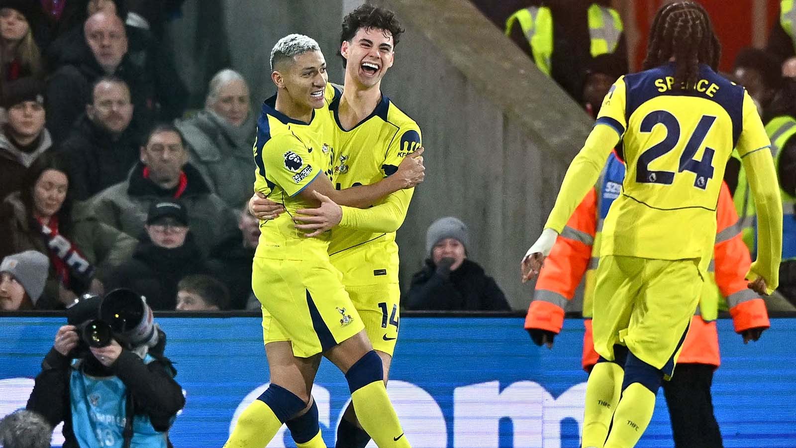 คริสตัล พาเลซ 0-1 ท็อตแนม ฮอตสเปอร์ อาร์ชี เกรย์ สร้างสถิติใหม่ ขณะที่โธมัส แฟรงค์ คว้าชัยชนะสำคัญในพรีเมียร์ลีก