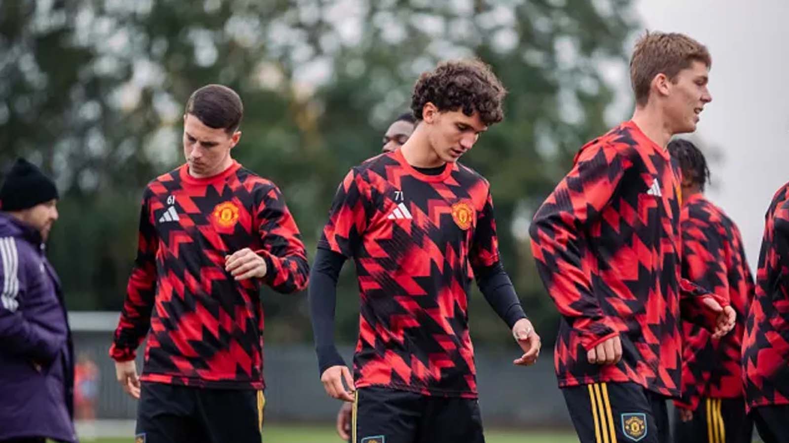 ลีดส์ ยูไนเต็ด ทีมขาวเตรียม ดึงตัวดาวรุ่งจากคู่ปรับตลอดกาลอย่างแมนฯ ยูไนเต็ด