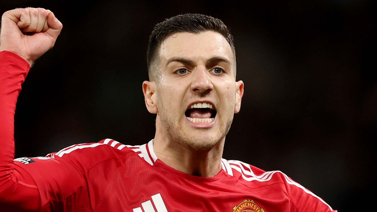 แมนฯ ยูไนเต็ด สองทีมยักษ์ใหญ่จากยุโรป ร่วมแย่งชิง ดาวรุ่งจากเบรนท์ฟอร์ดที่มีมูลค่า 50 ล้านปอนด์