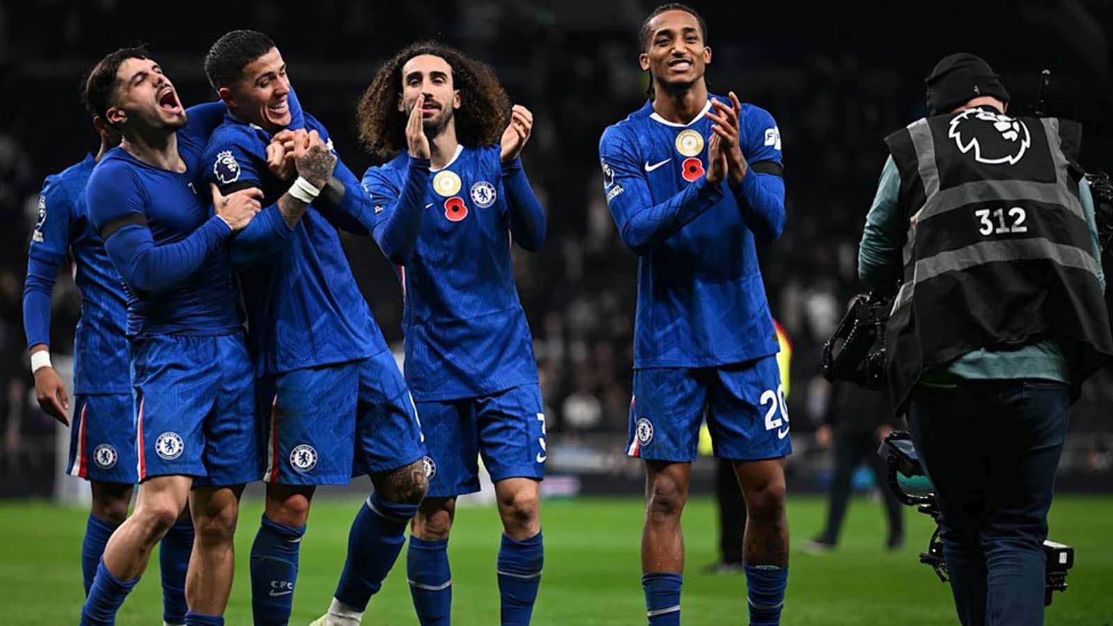  ทีมสิงห์บลูส์ กลับมาลุ้น กองหน้าทำประตู 20 นัด แต่ต้องแข่งขันกับอีกสองสโมสร