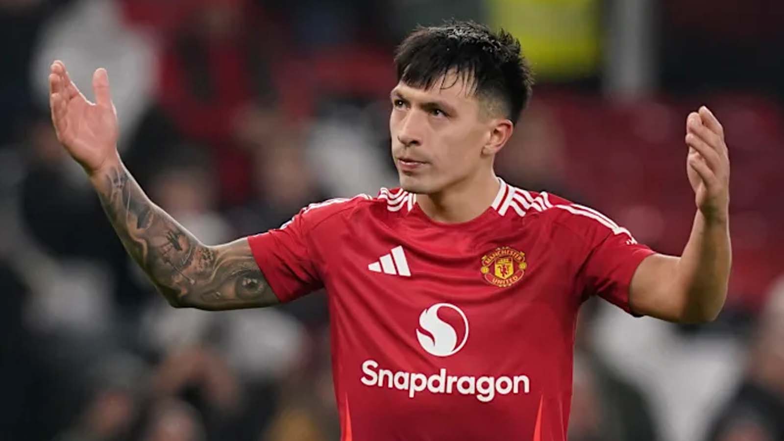  แมนเชสเตอร์ ยูไนเต็ด เผย ท่าทีของลิซานโดร มาร์ติเนซ ท่ามกลางข่าวลือเรื่องการย้ายไปบาร์เซโลนา