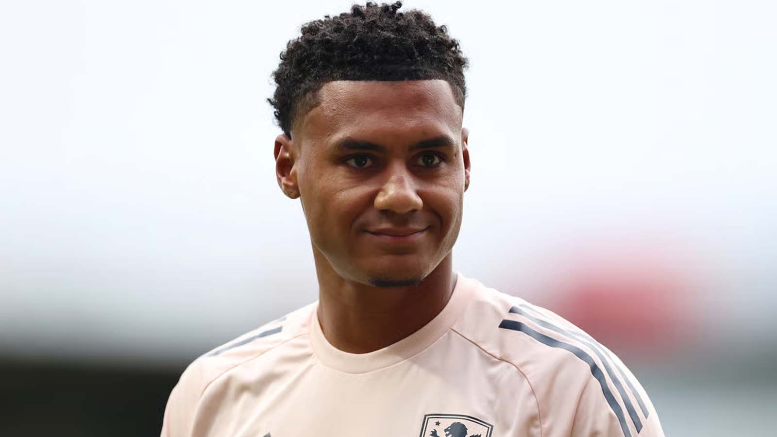  แอสตันวิลล่า มีรายงานว่าอูไน เอเมรี่ ต้องการดึงตัวอดีตศูนย์หน้าอย่างโอลิเวอร์ วัตกินส์ กลับมาร่วมทีม หากเขาย้ายออกไป