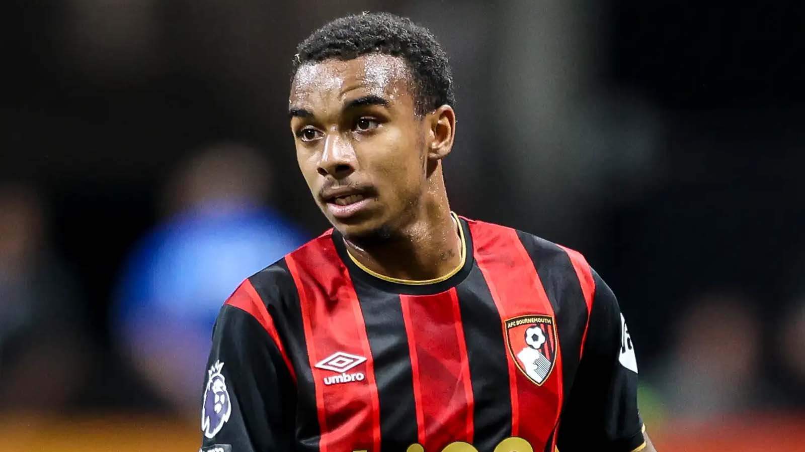 อีไล จูเนียร์ ครูปี ลิเวอร์พูลเป็นหนึ่งในสามสโมสรที่ แสดงความสนใจ ในตัวดาวเตะของบอร์นมัธ ขณะที่ เป้าหมาย ในการย้ายทีมเริ่มชัดเจนขึ้น