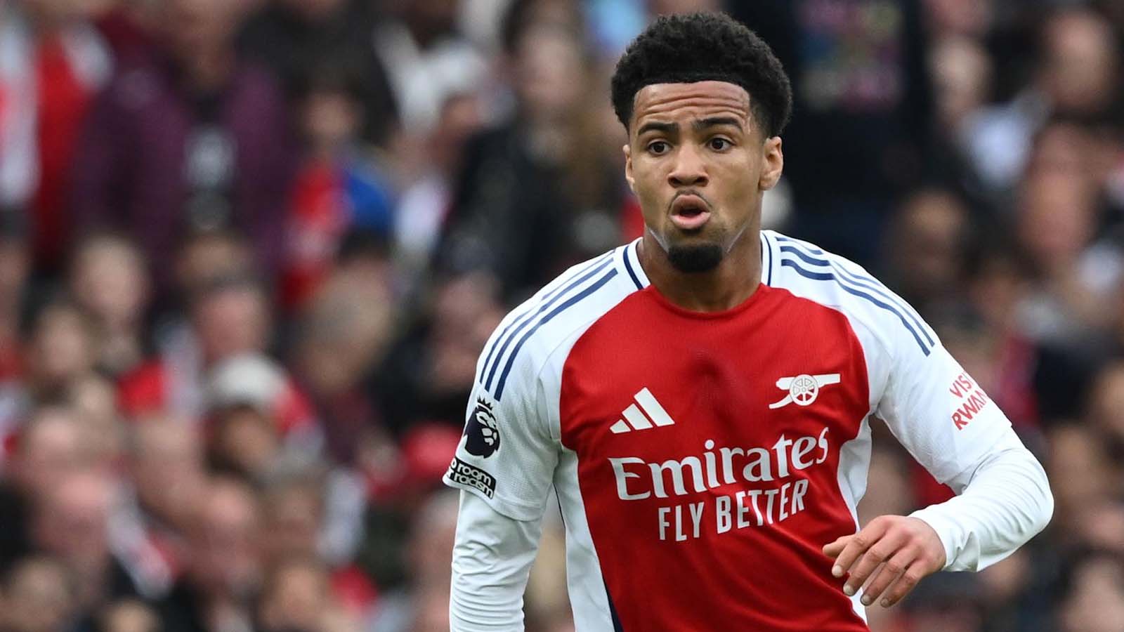 อีธาน นวาเนรี ได้รับคำวิจารณ์อย่างรุนแรงว่า ล้มเหลวท่ามกลางปัญหาในการยืมตัวไปมาร์เซย์