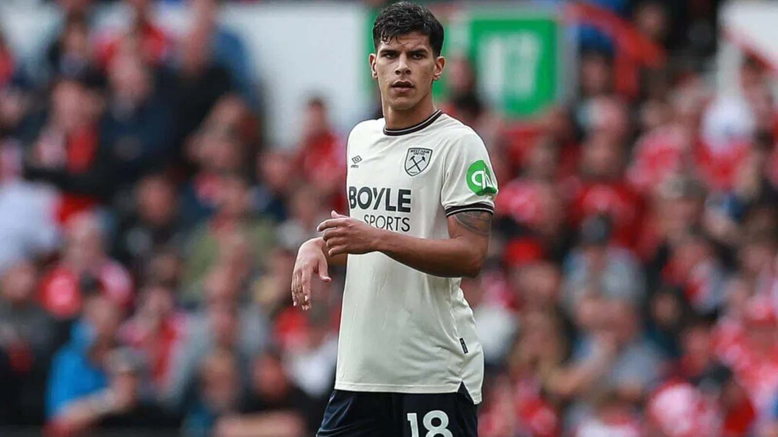 ปีศาจแดงกำลังพิจารณาคว้าตัวดาวเตะเวสต์แฮมในช่วงซัมเมอร์นี้