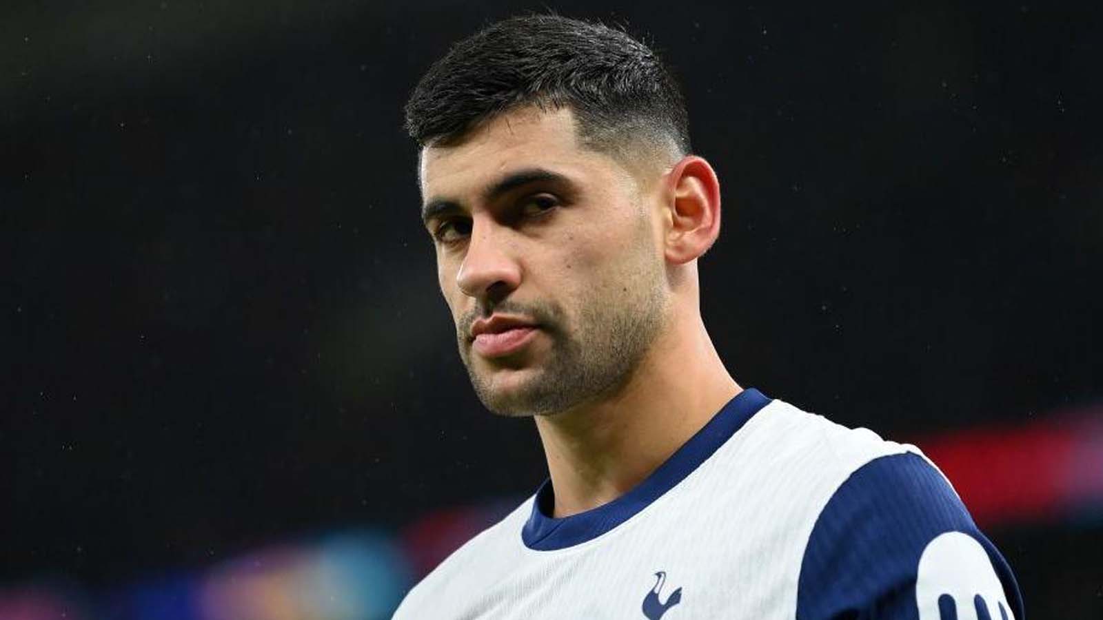 ข่าวลือเรื่องการย้ายทีมทวีความรุนแรงขึ้น หลังผู้จัดการทีมแชมเปี้ยนส์ลีกแสดงความชื่นชอบอย่างมากต่อผู้เล่นคนสำคัญของสเปอร์ส