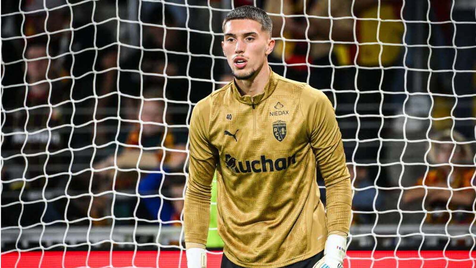 นิวคาสเซิล ทีมแม็กไพส์เปิดการเจรจาคว้าตัวผู้รักษาประตูชาวฝรั่งเศสฝีมือดีที่โชว์ฟอร์มยอดเยี่ยมในลีกเอิง