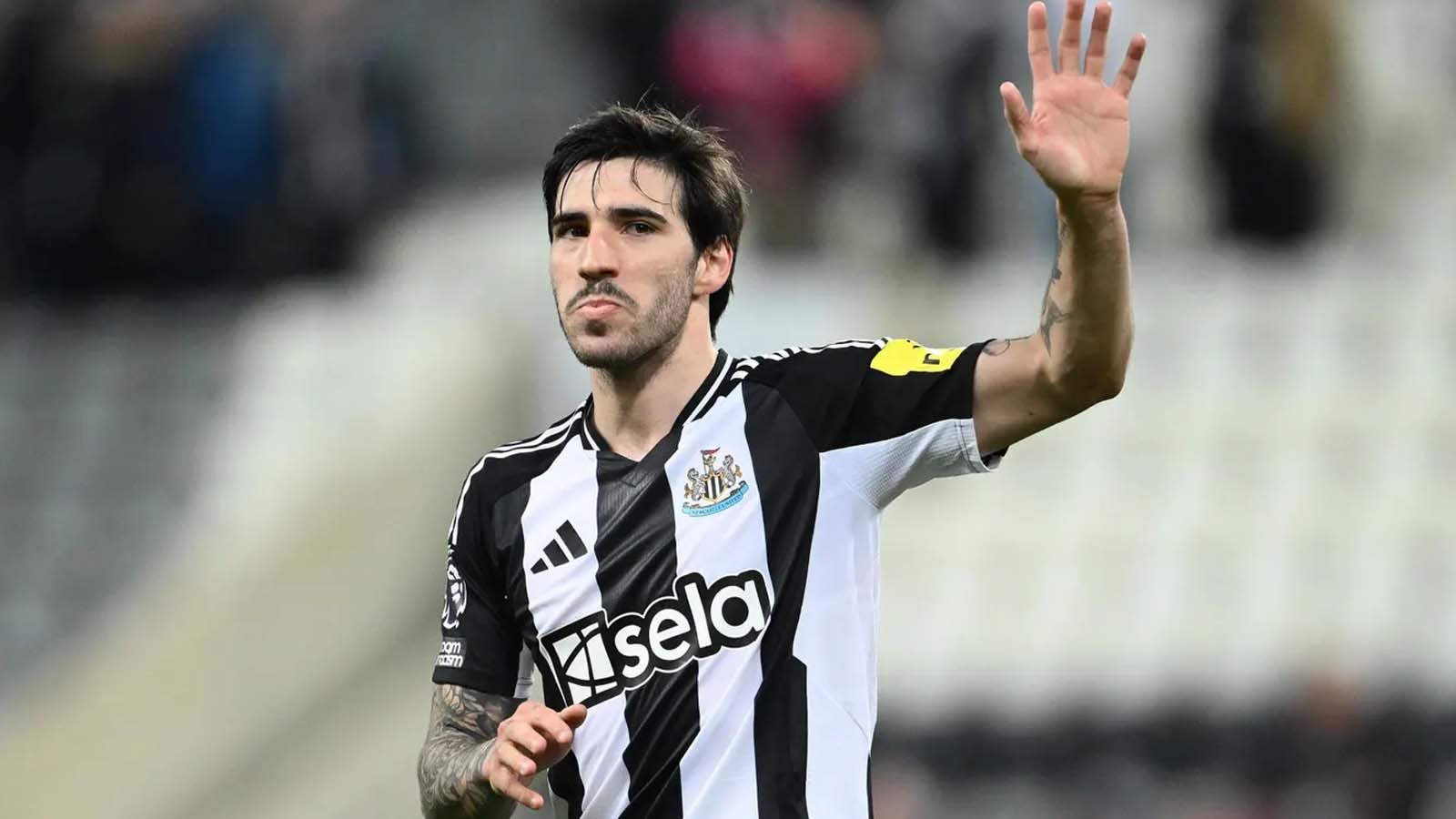 มีการเปิดเผย ความต้องการของซานโดร โทนาลี ในช่วงตลาดซื้อขายนักเตะฤดูร้อน ท่ามกลางความสนใจจากแมนเชสเตอร์ ยูไนเต็ด และแมนเชสเตอร์ ซิตี้