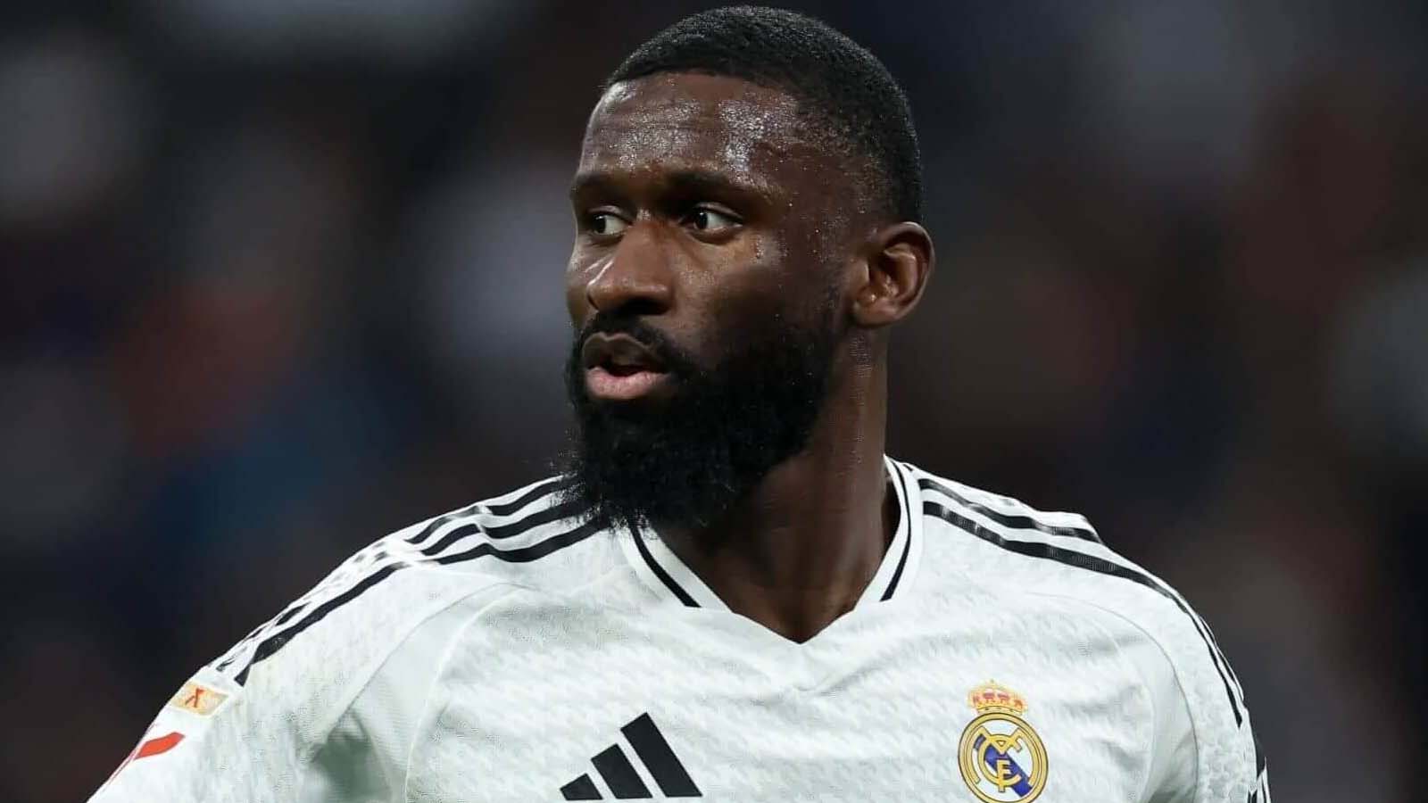 แมนเชสเตอร์ ยูไนเต็ด และลิเวอร์พูล กำลังพิจารณาคว้าตัวดาวเตะจากเรอัล มาดริด ในช่วงซัมเมอร์นี้ แต่ต้องเจอกับการแข่งขันจากยูเวนตุส