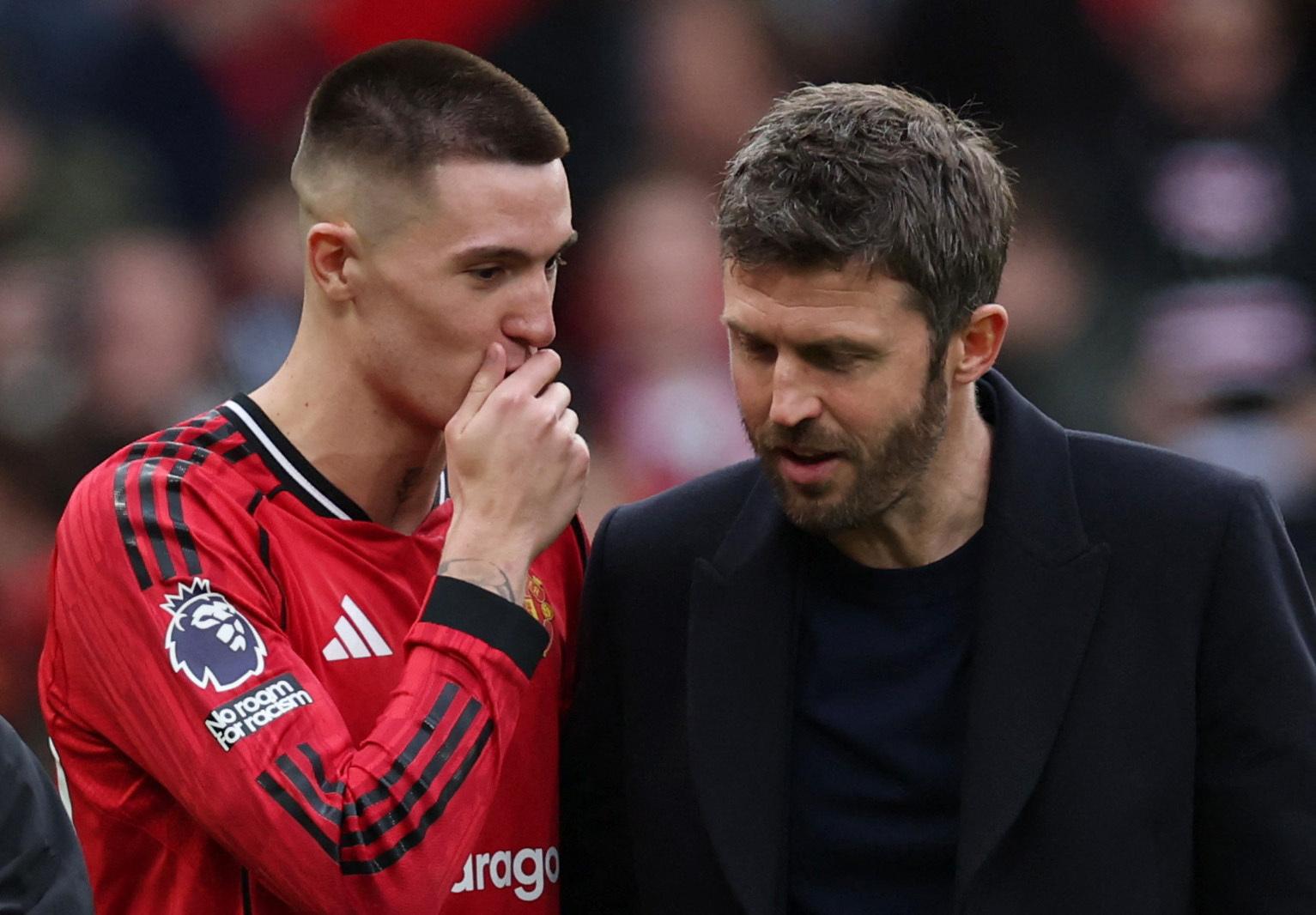  แมนฯ ยูไนเต็ด บรรลุข้อตกลงในตำแหน่งกองกลางแล้ว ขณะที่ไมเคิล คาร์ริคกำลังมองหาผู้เล่นเสริมทัพในช่วงตลาดซื้อขายนักเตะฤดูร้อนที่สำคัญ