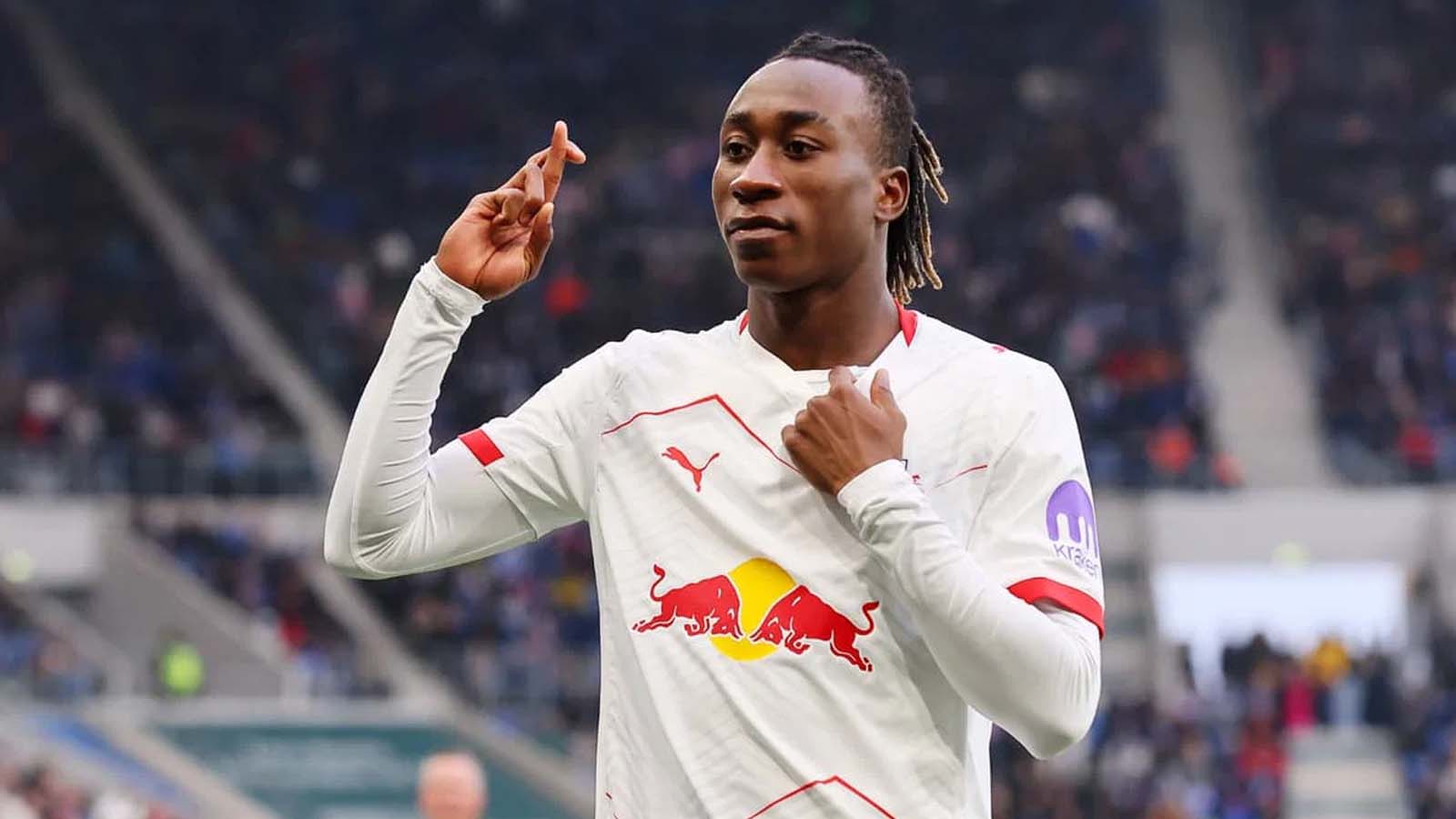 แมนฯ ยูไนเต็ด เผยเป้าหมายเสริมทัพปีกซ้าย โดยมีสองดาวดังจากพรีเมียร์ลีกเข้าร่วมทีม พร้อมวางแผนทุ่มทุนสร้างปรากฏการณ์ครั้งใหญ่