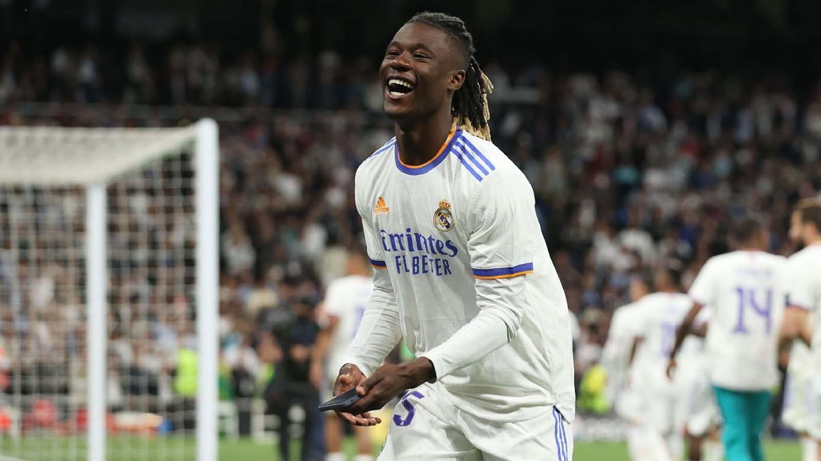 ฟาบริซิโอ โรมาโน่ เผยข้อมูลสำคัญเกี่ยวกับเอดูอาร์โด คามาวิงกา ท่ามกลางข่าวลือเรื่องแมนเชสเตอร์ ยูไนเต็ด และลิเวอร์พูล