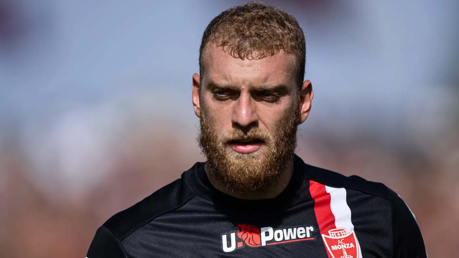  ยูเวนตุส พิจารณาข้อเสนอแลกเปลี่ยนตัวผู้เล่นบวกเงินสดเพื่อคว้าตัวดาวเตะหงส์แดง