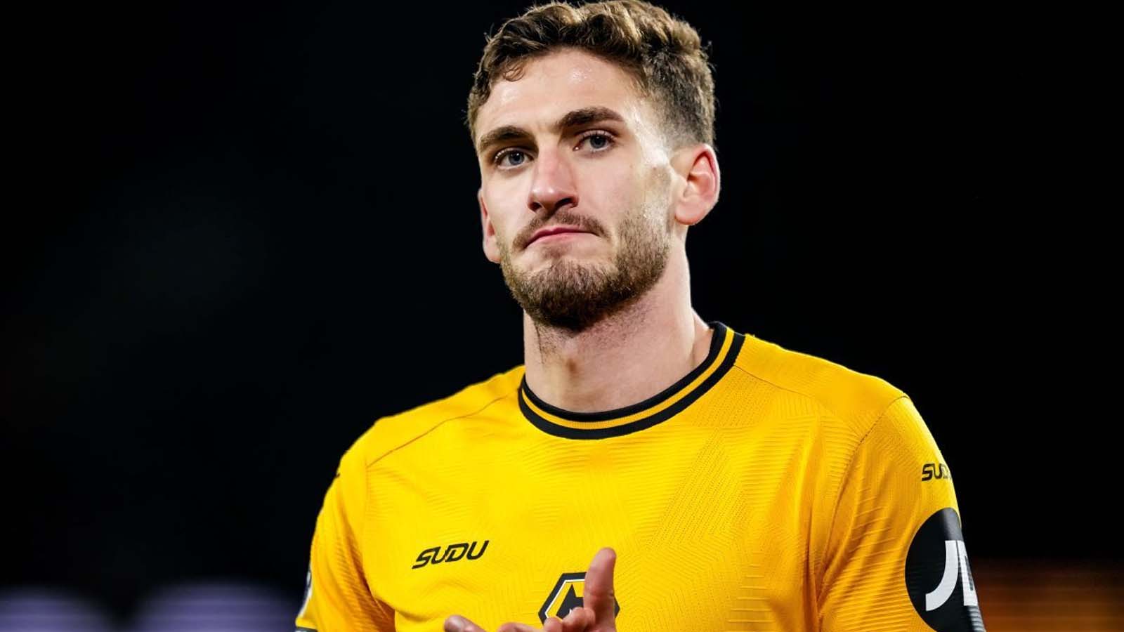 วูล์ฟส์ความคืบหน้าของซานติอาโก บูเอโน่ ขณะที่สี่สโมสรในพรีเมียร์ลีกทราบราคาที่เขาตั้งไว้